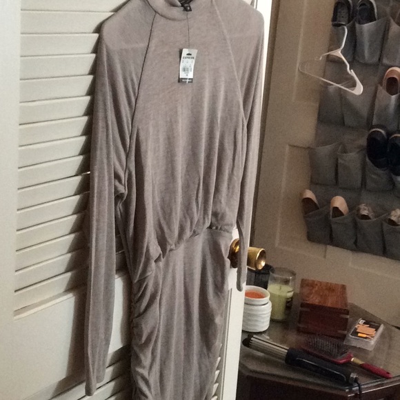 Express - Picture 3 of 3